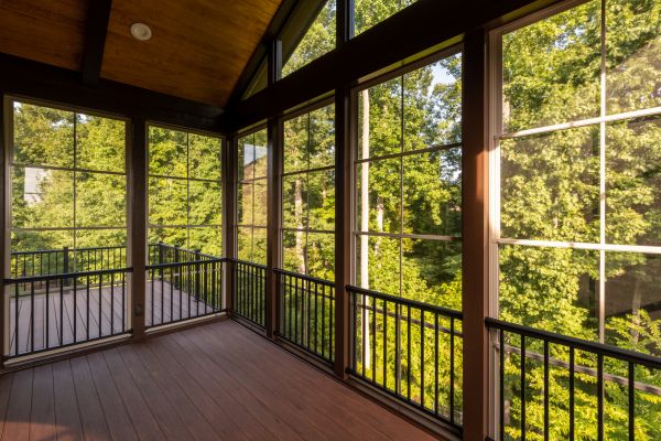 Cost of Enclosed Porch Construction in Utica
