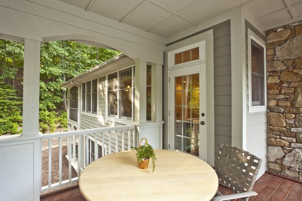 Cost of Covered Porch Installation in Utica