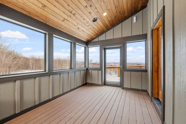 Cost of Porch Ceiling Installation in Utica