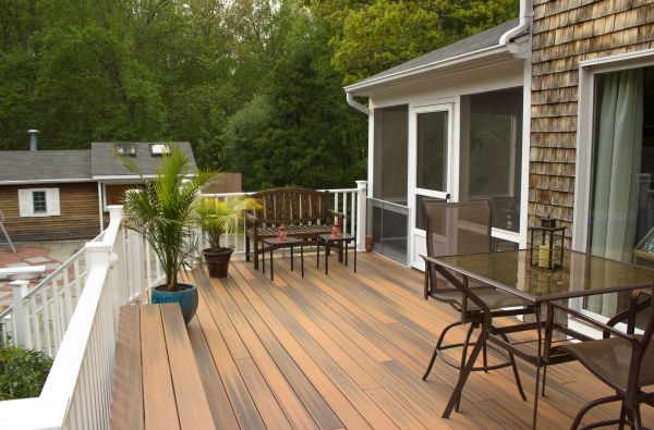 Decking Service in Utica