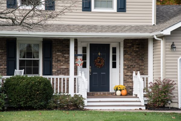 Cost of Front Deck Construction in Utica