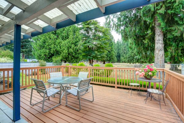 Cost of Deck Carpentry Service in Utica
